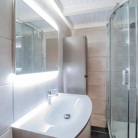 Дом отдыха Soleil Des Acacias - Climatise Et Proche *